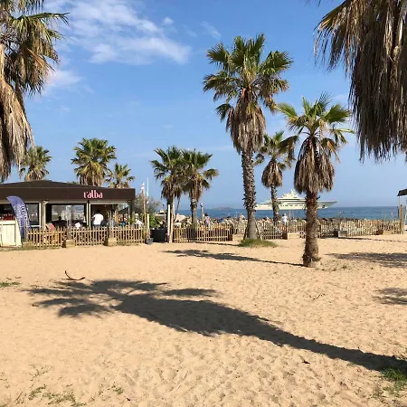Studio Proche Mer Fréjus