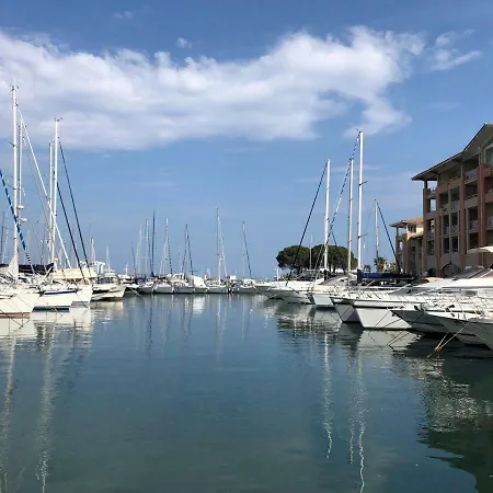 Studio Proche Mer Apartament Fréjus